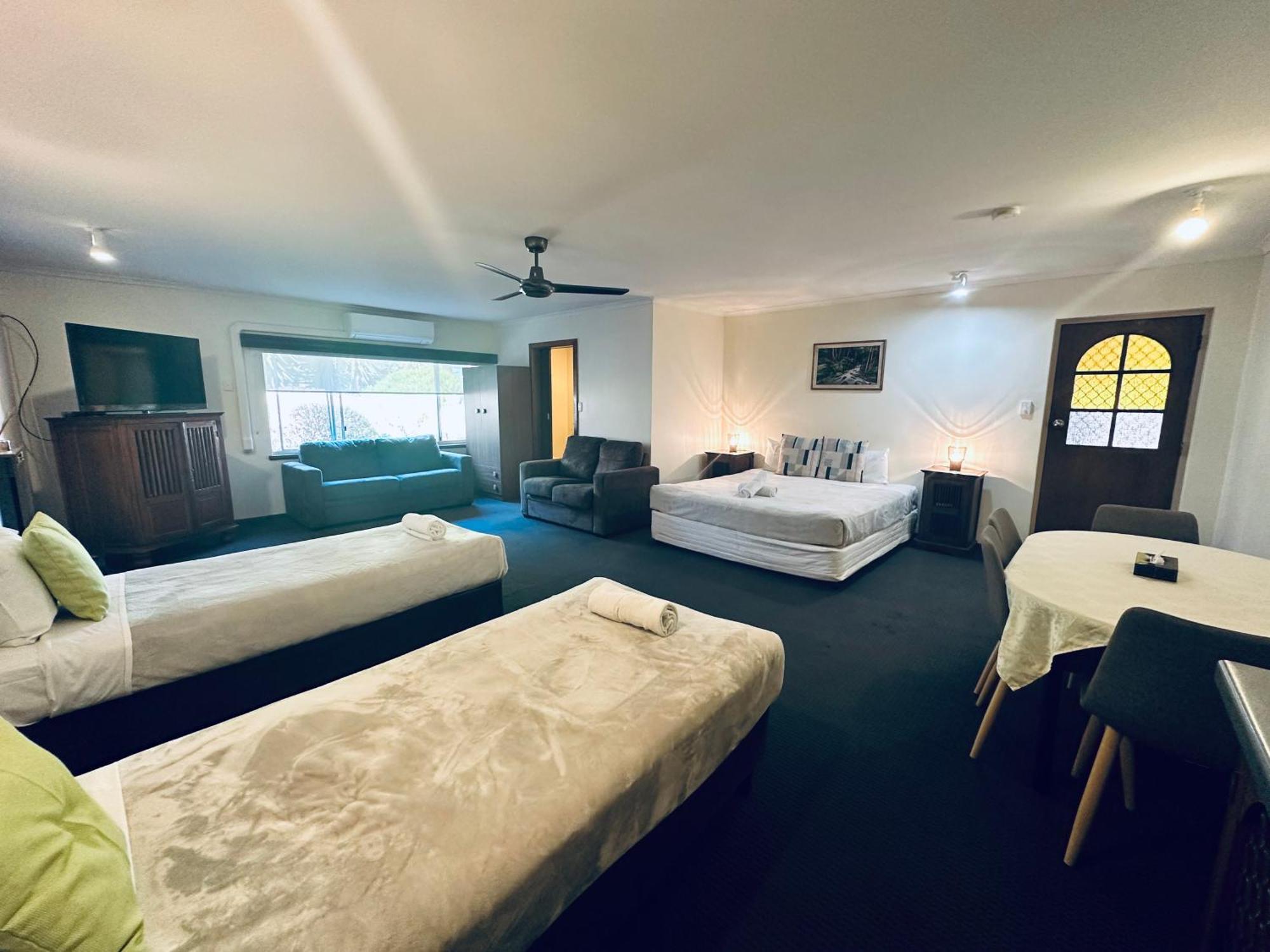 Motel Motor 3*