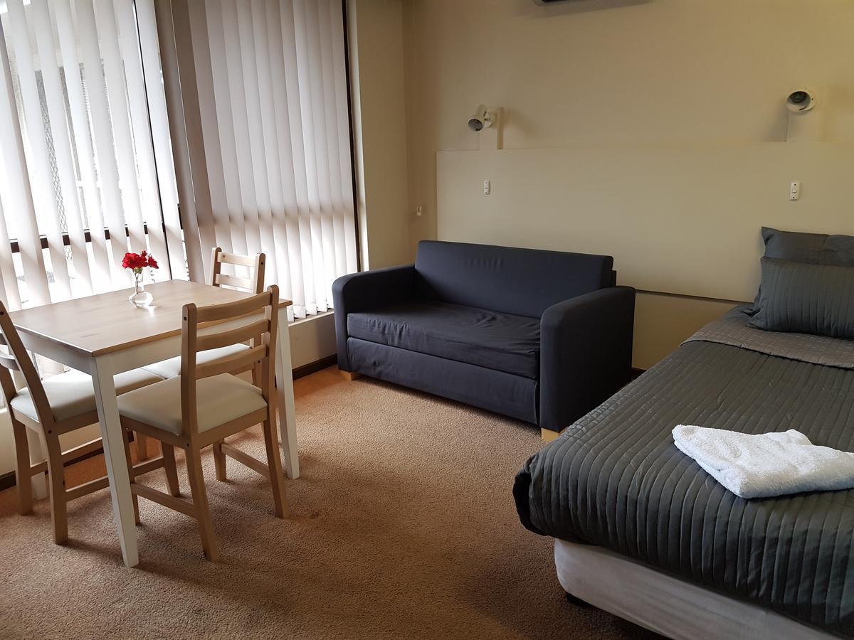 Motor Motel 3*